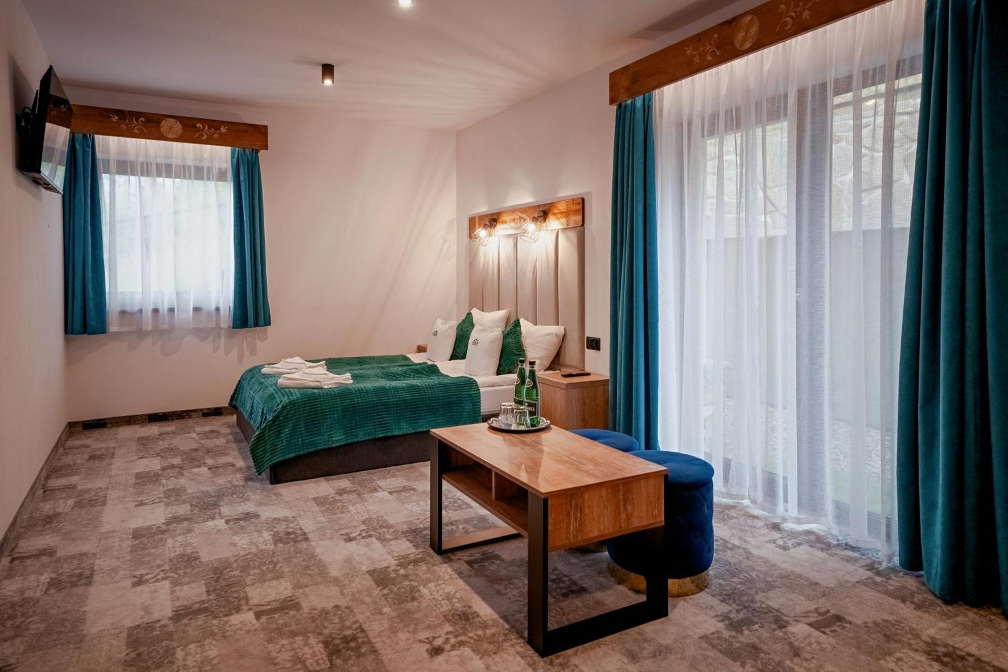 Folk Prestige Zakopane